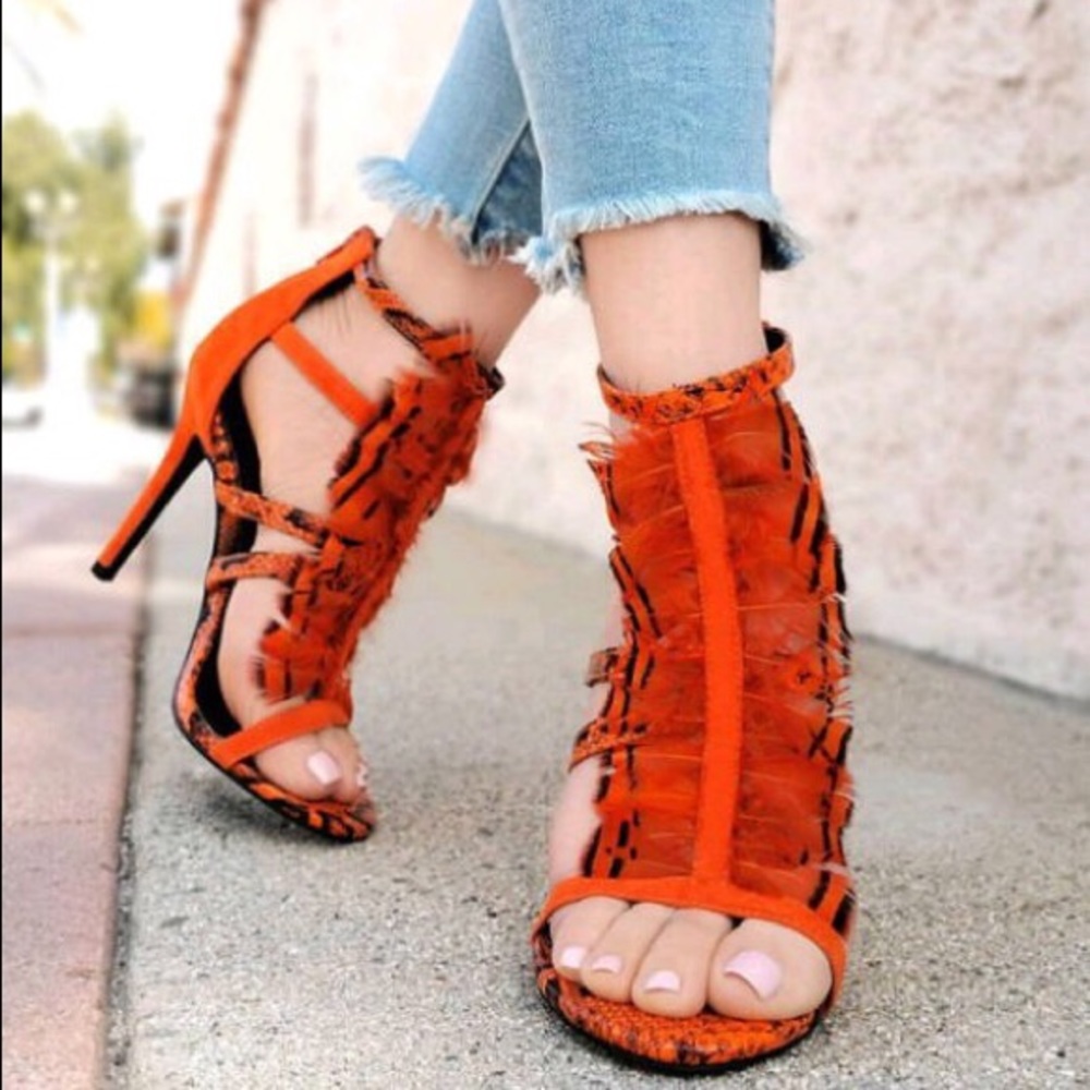 High heel shoe